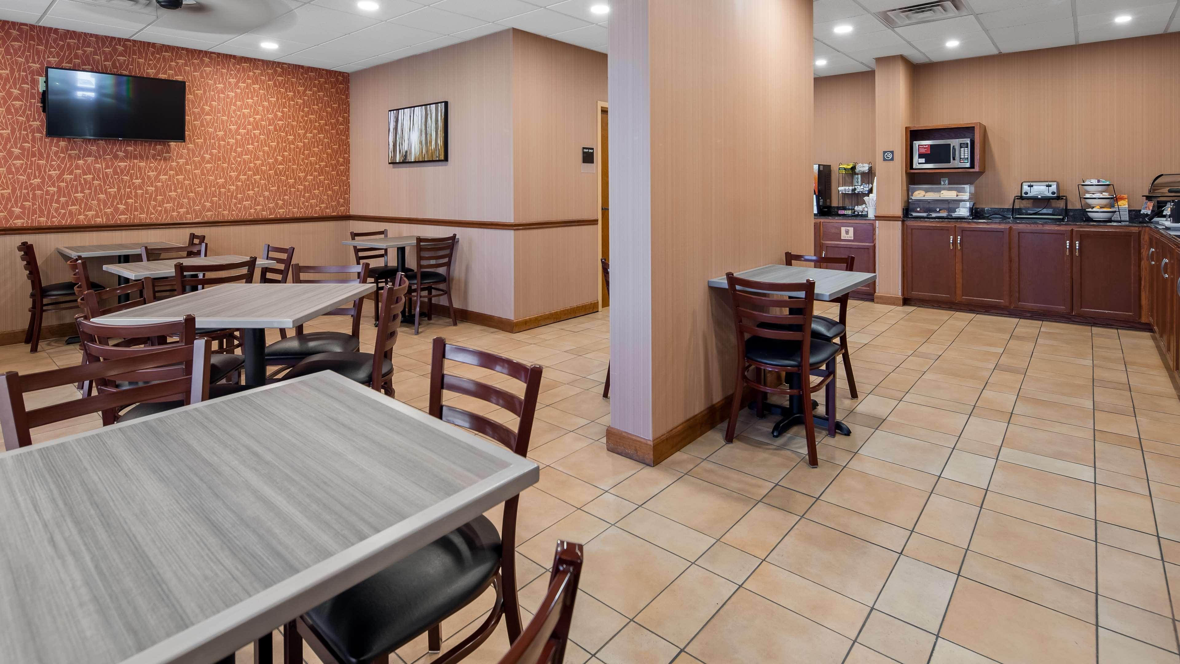 Best Western North Roanoke Troutville Bagian luar foto