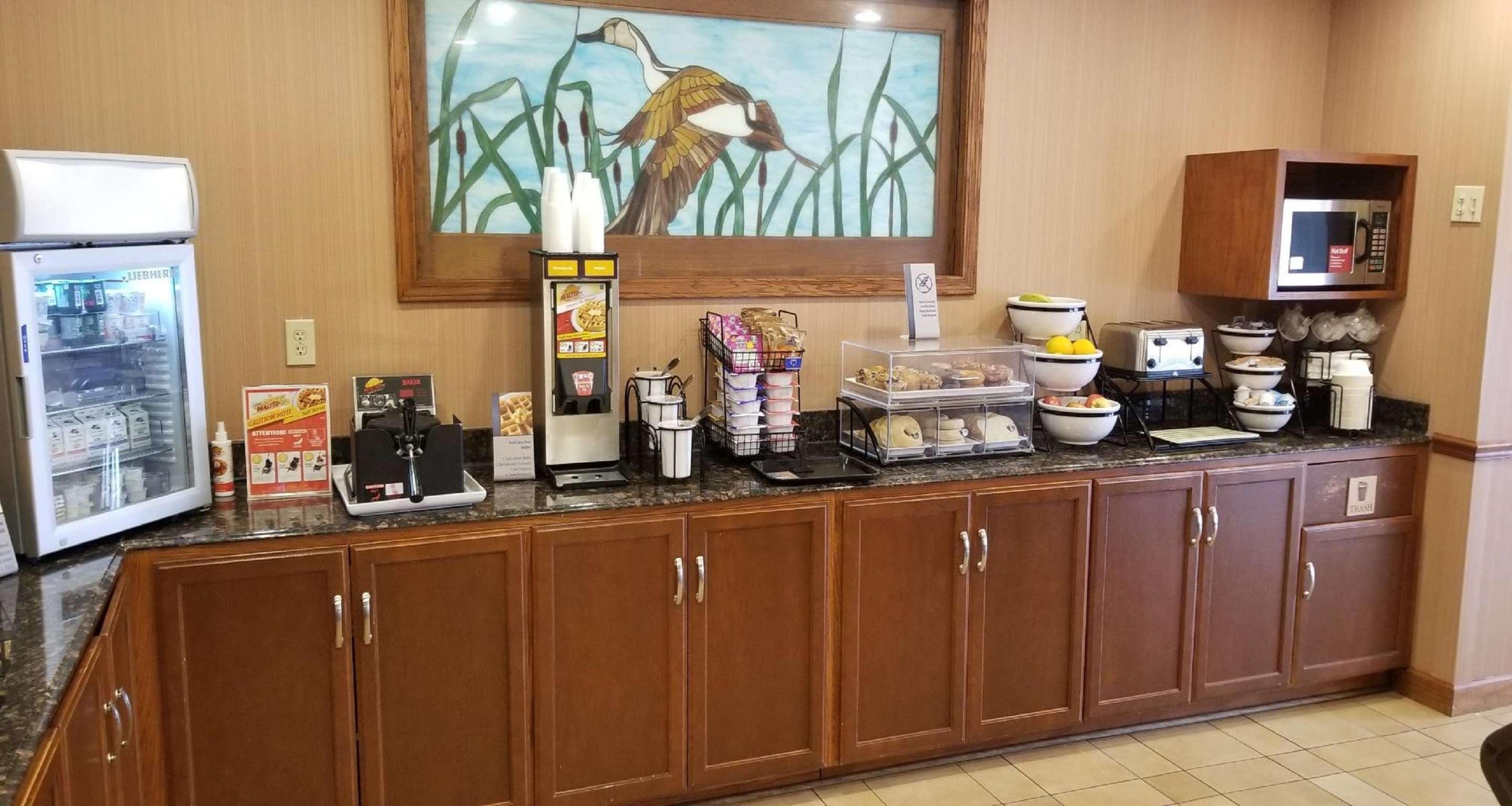 Best Western North Roanoke Troutville Bagian luar foto