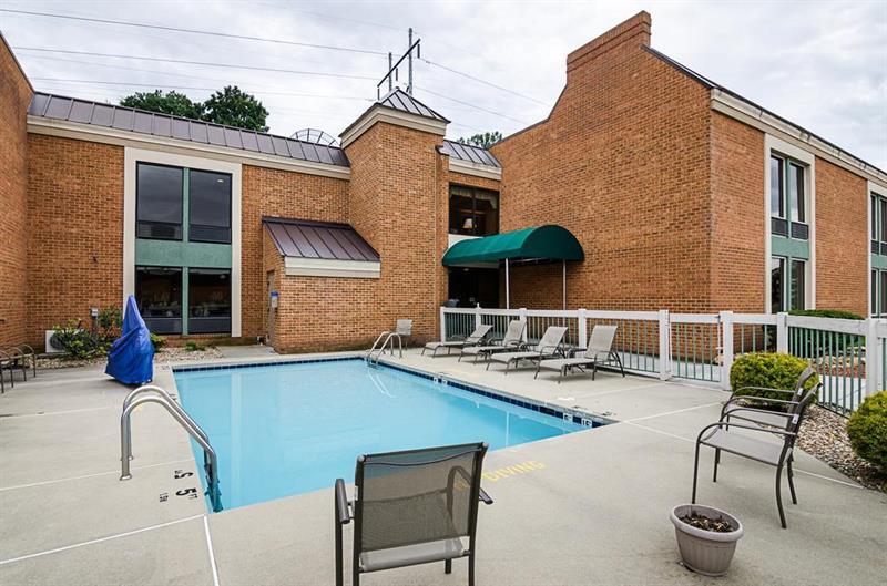 Best Western North Roanoke Troutville Bagian luar foto
